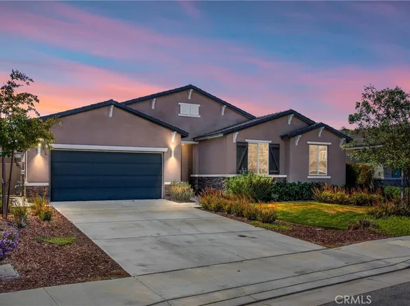 1156 Poinsettia Cir, Calimesa, CA 92320