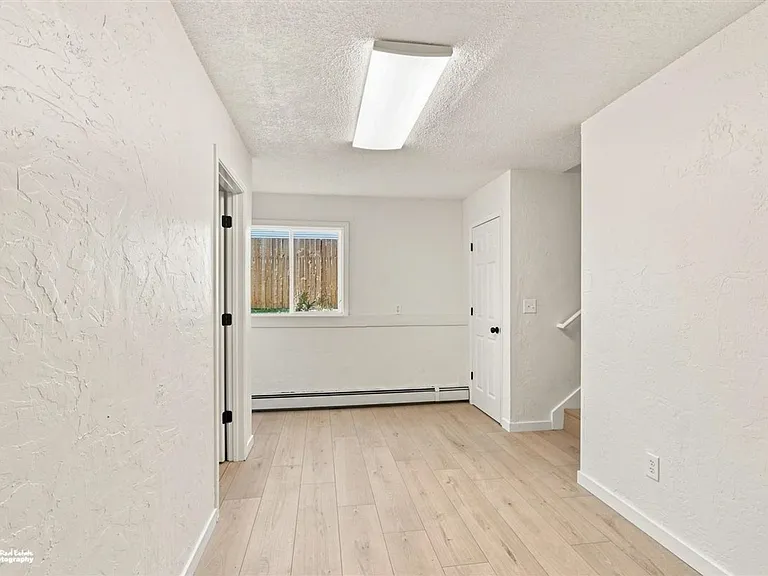 6500 E 10th Ave #1 — Photo 9