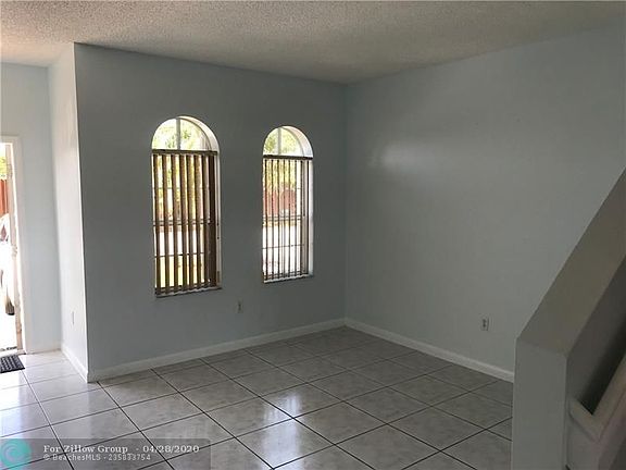3rd image of 5260 NW 109th Ave