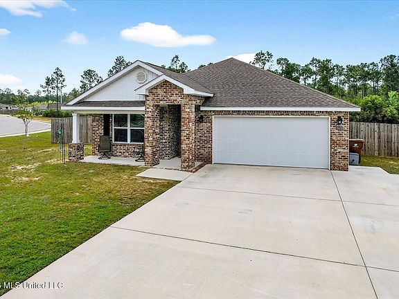 2nd image of 18433 Elkwood Dr