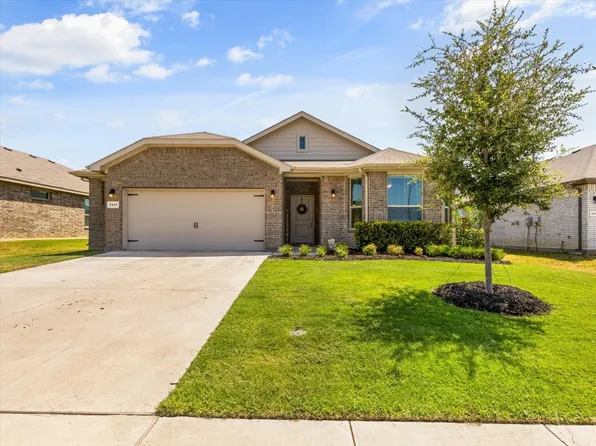 1311 Dublin Dr, Cleburne, TX 76033