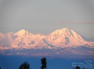 11267 SW Red Cloud Rd, Powell Butte, OR 97753