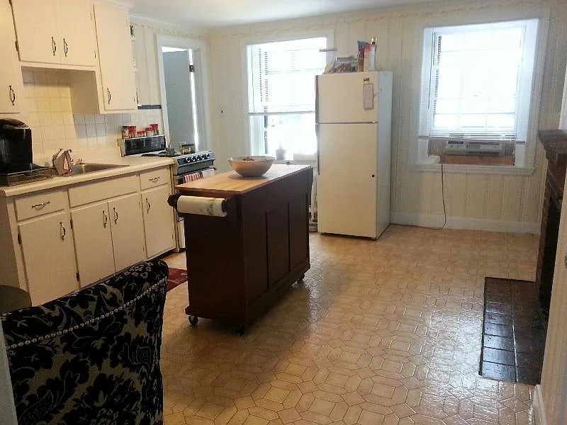 16 Pinckney St #6