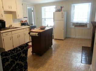 16 Pinckney St #2, Boston, MA 02114