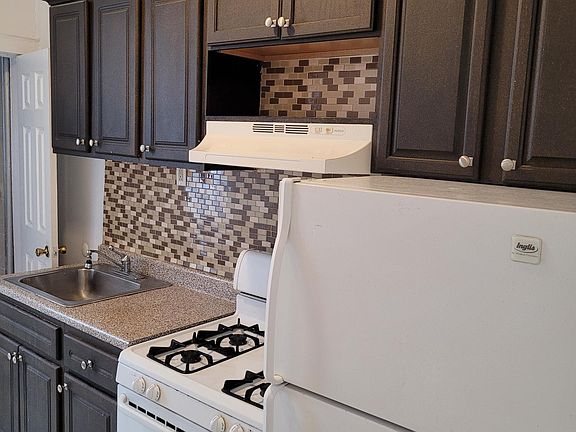 4th image of 473 78th St #1A