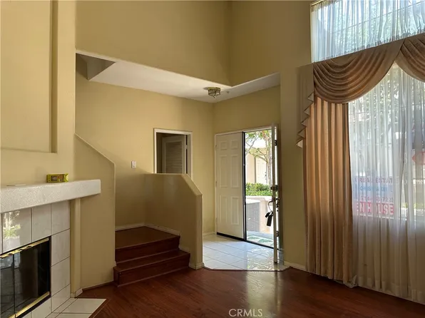 13537 Cobblestone Ln, Westminster, CA 92683