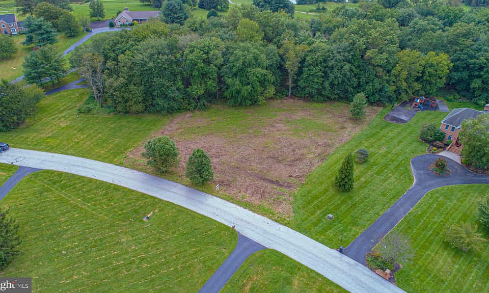 2nd image of 1734 Willow Springs Dr