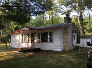 80 Davidsen Rd, Cadillac, MI 49601