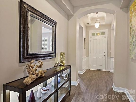 5th image of 8113 Cottsbrooke Dr