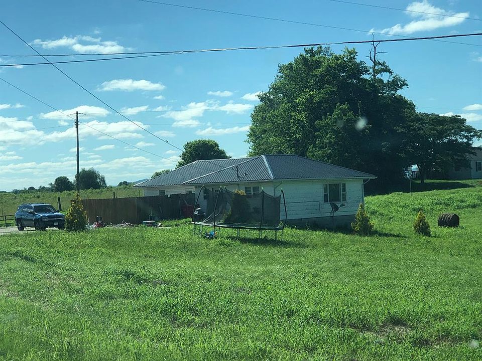 1st image of 2702 Lancaster Rd
