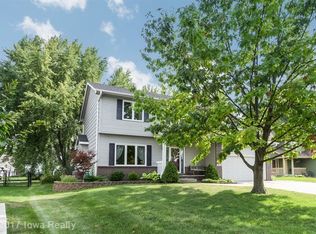 14102 Buena Vista Dr, Urbandale, IA 50323
