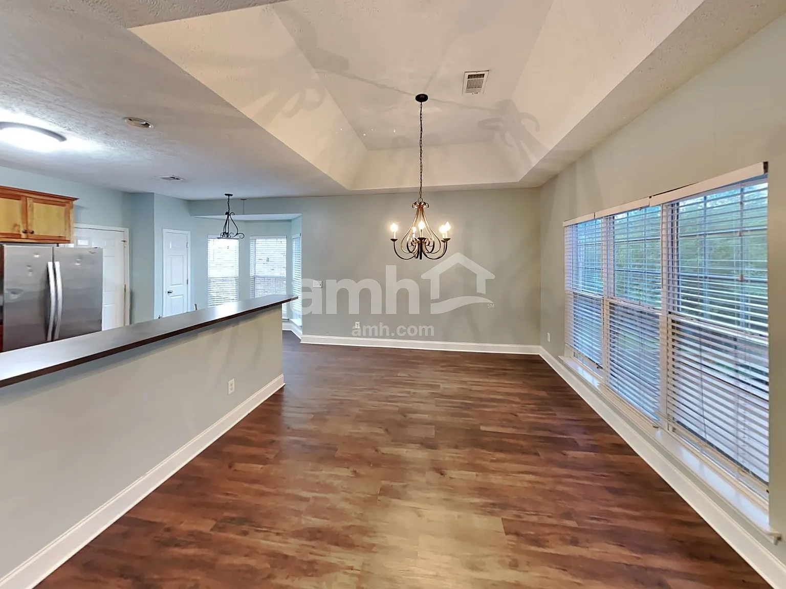 4 bed, 2.5 bath, 2613 sqft, $2,735 — Photo 4