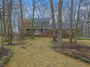 105 Surrey Pl N, Haledon, NJ 07508