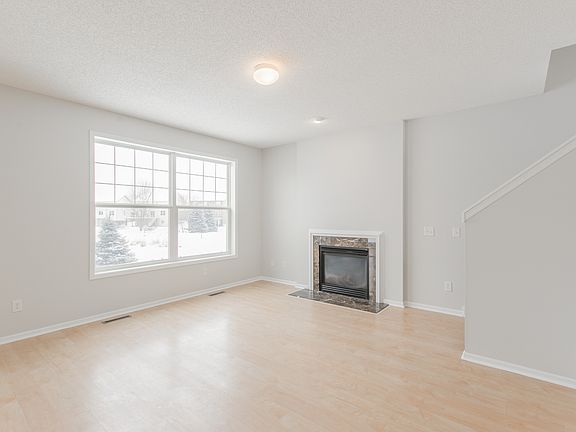 3rd image of 11411 Hastings St NE