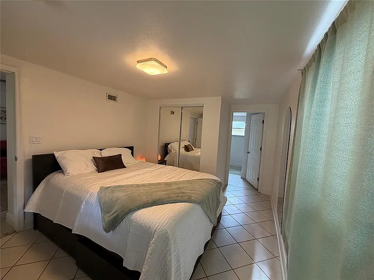203 W Crest 1/2 Ave — Photo 16