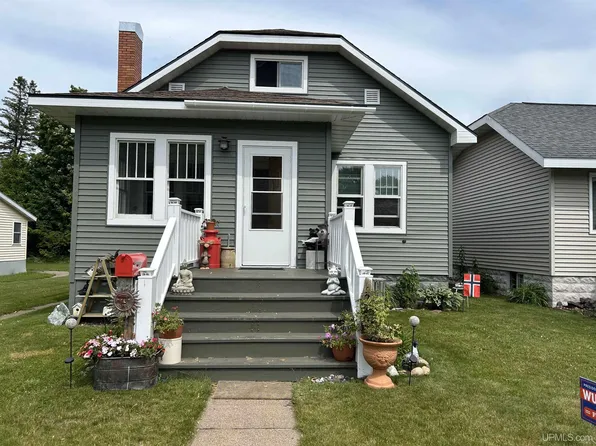 209 3rd St, Ontonagon Township, MI 49953