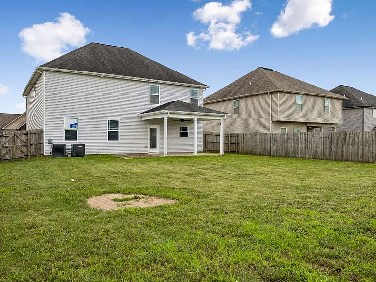 1240 Winterset Dr — Photo 56