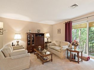 181 Littleton Rd UNIT 212, Chelmsford, MA 01824