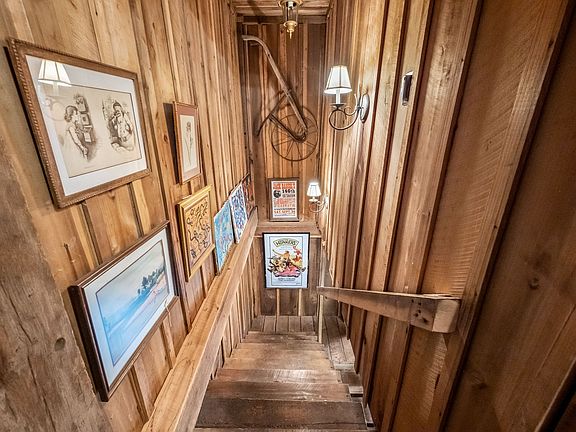44th image of 1195 Shipman Creek Rd