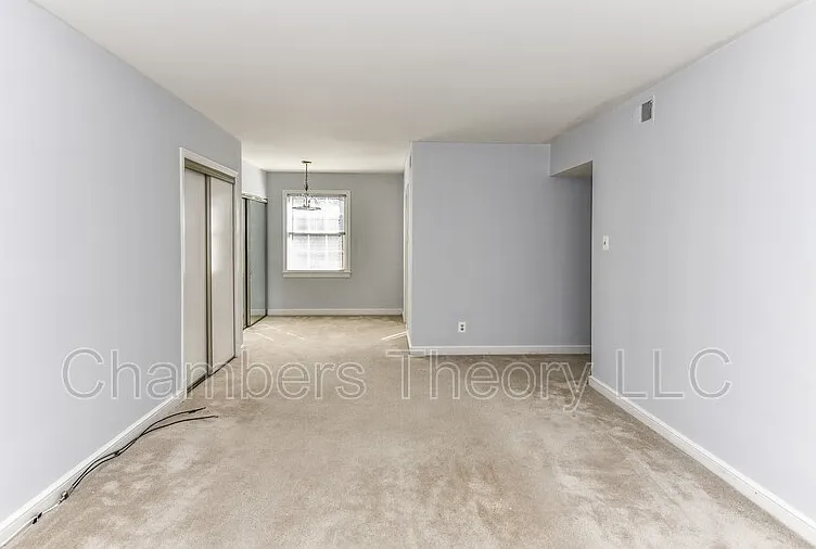 2603 Arlington Blvd #102 — Photo 5