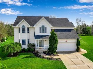 13 Ann Marie Dr, Lancaster, NY 14086