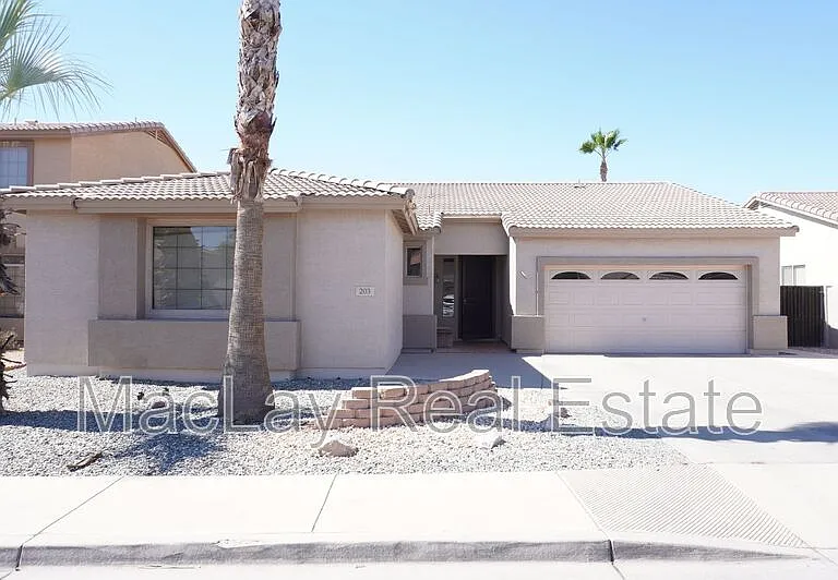 203 W Cedar Dr — Photo 15