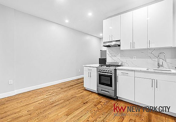 3rd image of 43-07 31st Ave #4R