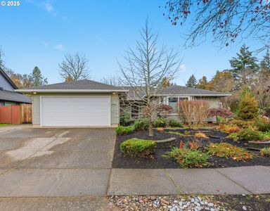 2868 Metolius Dr, Eugene, OR, 97408