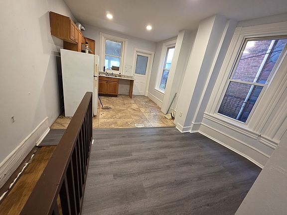 3rd image of 3129 N 13th St