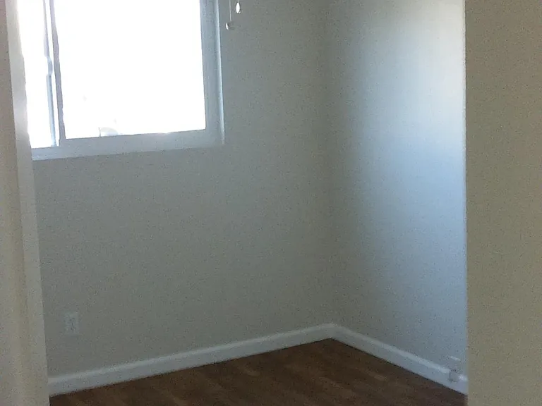 292 Elkwood Ave #C — Photo 7