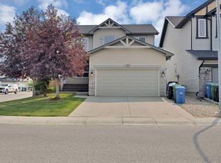 130 N Panamount Rd NW, Calgary, AB T3K 0H6