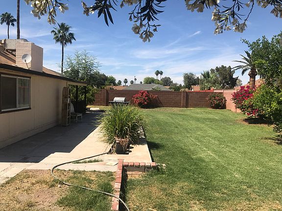 3rd image of 2713 S Flint Cir