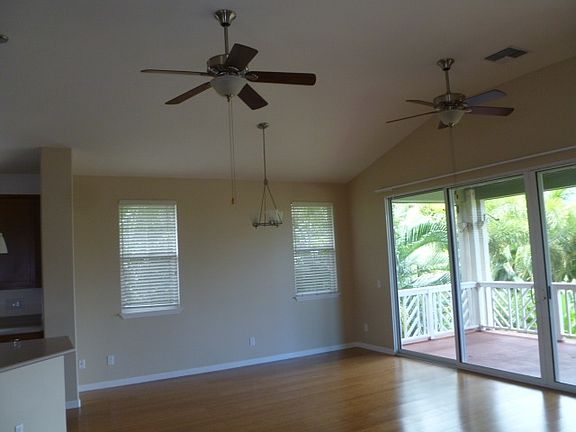 5th image of 84 Moana Ave