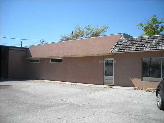 3rd image of 1320 W Pine St