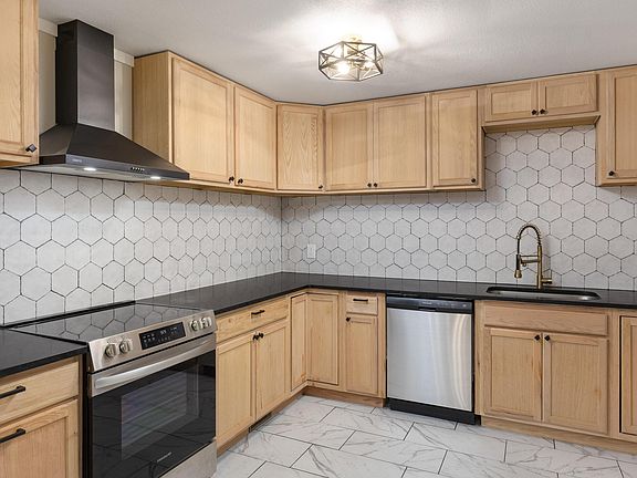4th image of 71 Oconee Cir