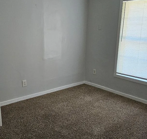 2717 S Villa Dr — Photo 12