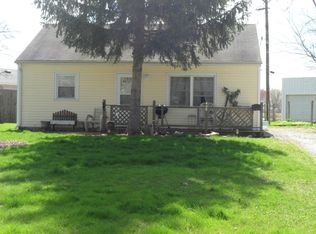 400 Sherwood Dr, Rantoul, IL 61866