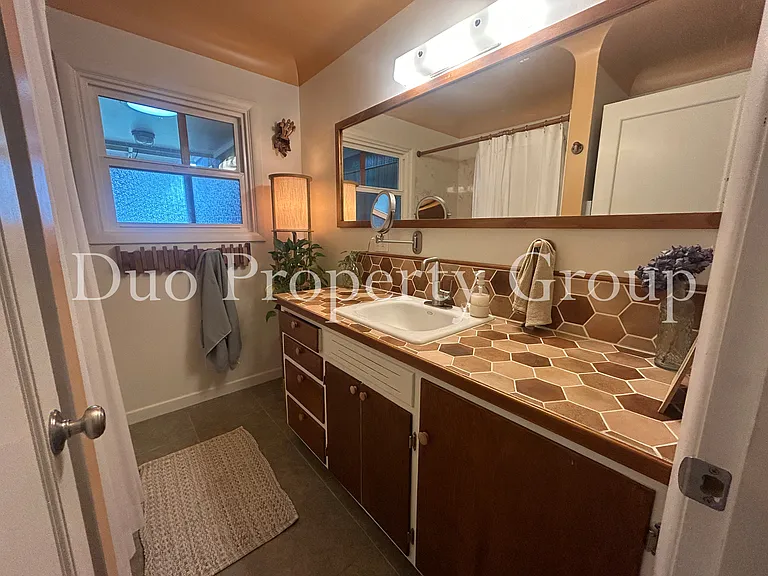 1390 M St — Photo 12