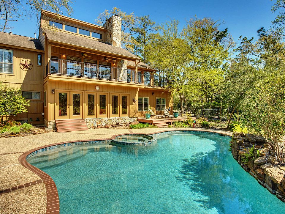 1st image of 14 Skyflower Dr