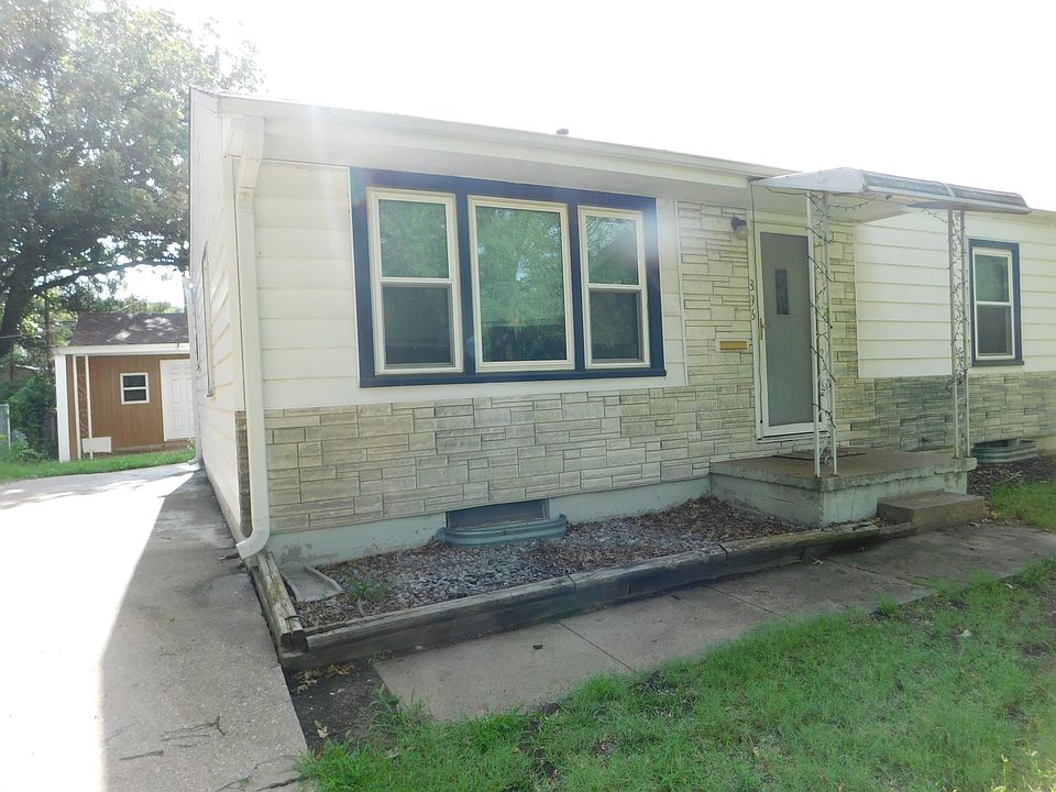 1st image of 896 S Fredrick Dr