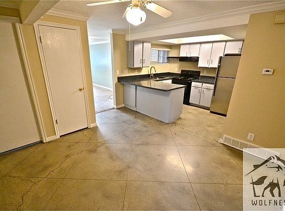 3rd image of 269 E Hill Ave APT 2