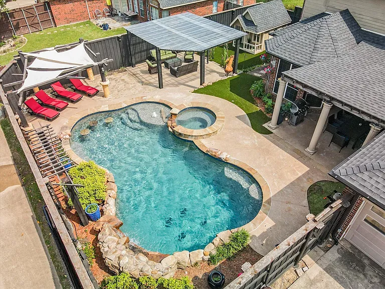 4325 Angelina Dr — Photo 44