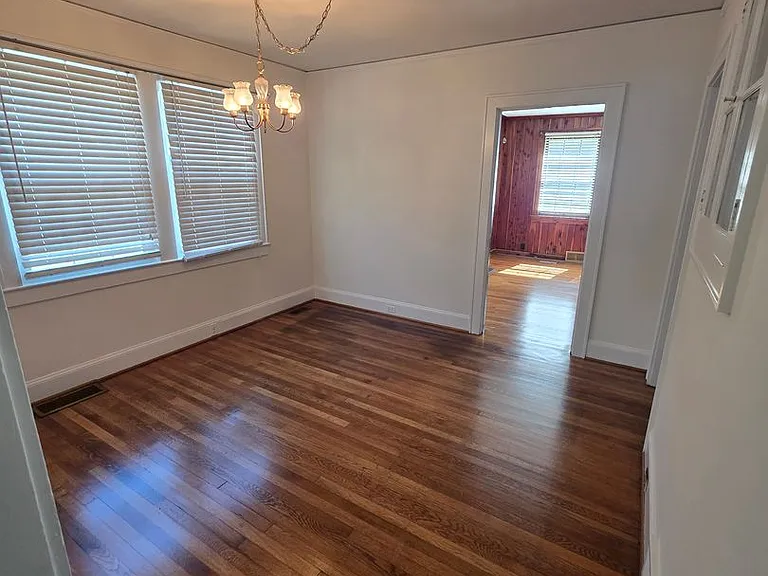 4016 Reich St — Photo 12