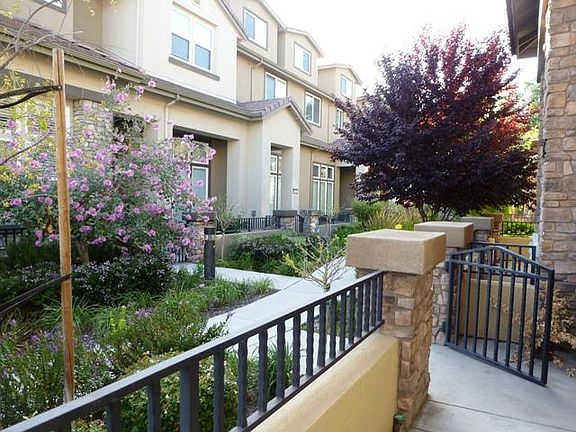 3rd image of 1115 Avenida Benito