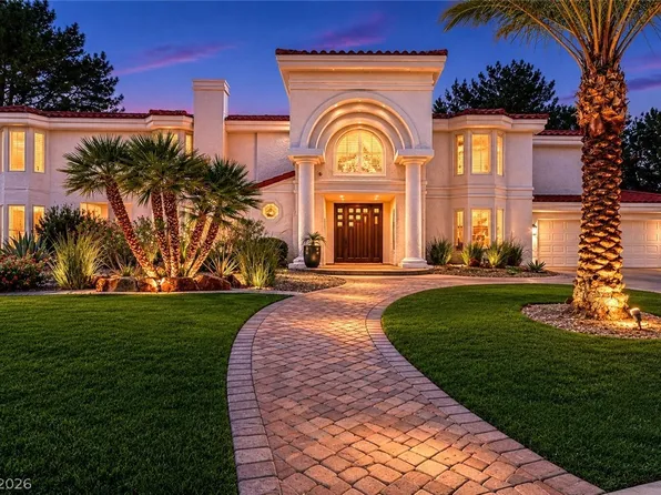 12 Congressional Ct, Las Vegas, NV 89113