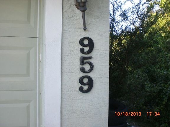 5th image of 959 SW McDevitt Ave