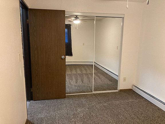 4th image of 312 12th Ave NW APT 1