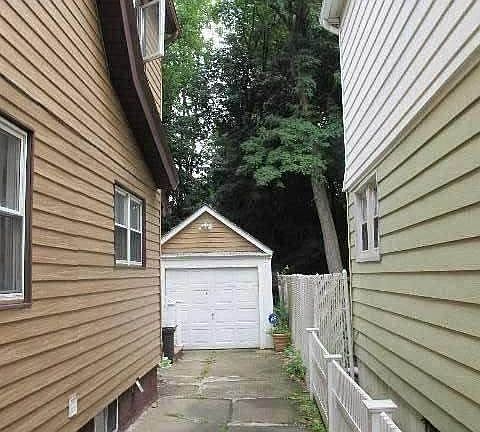 4th image of 6943 Alderton St