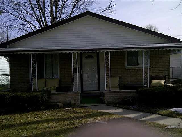 1st image of 27336 Townley St