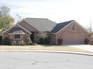 5541 Blake Ln, Springdale, AR 72762